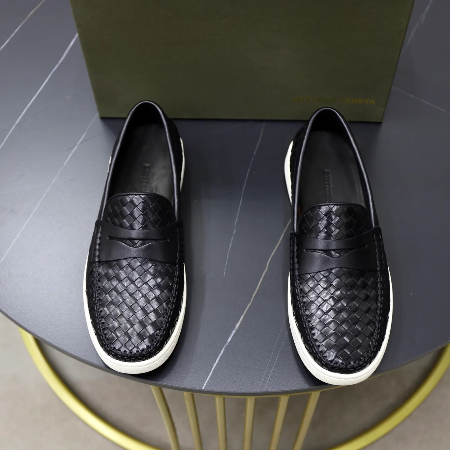Men's shoes 💰500💰BOTTEG* VENET* - high-end boutique Size: 38-44 (45 custom-made) BV new product, calfskin artificially woven classic style harmoniously blends with contemporary fashion temperament, rubber soles are light and flexible, water-dyed cowhide!